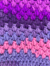 Load image into Gallery viewer, Crochet purple fingerless gloves - one size
