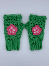 Load image into Gallery viewer, Lily pad fingerless gloves - one size
