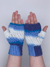 Load image into Gallery viewer, Crochet blue fingerless gloves with heart - one size
