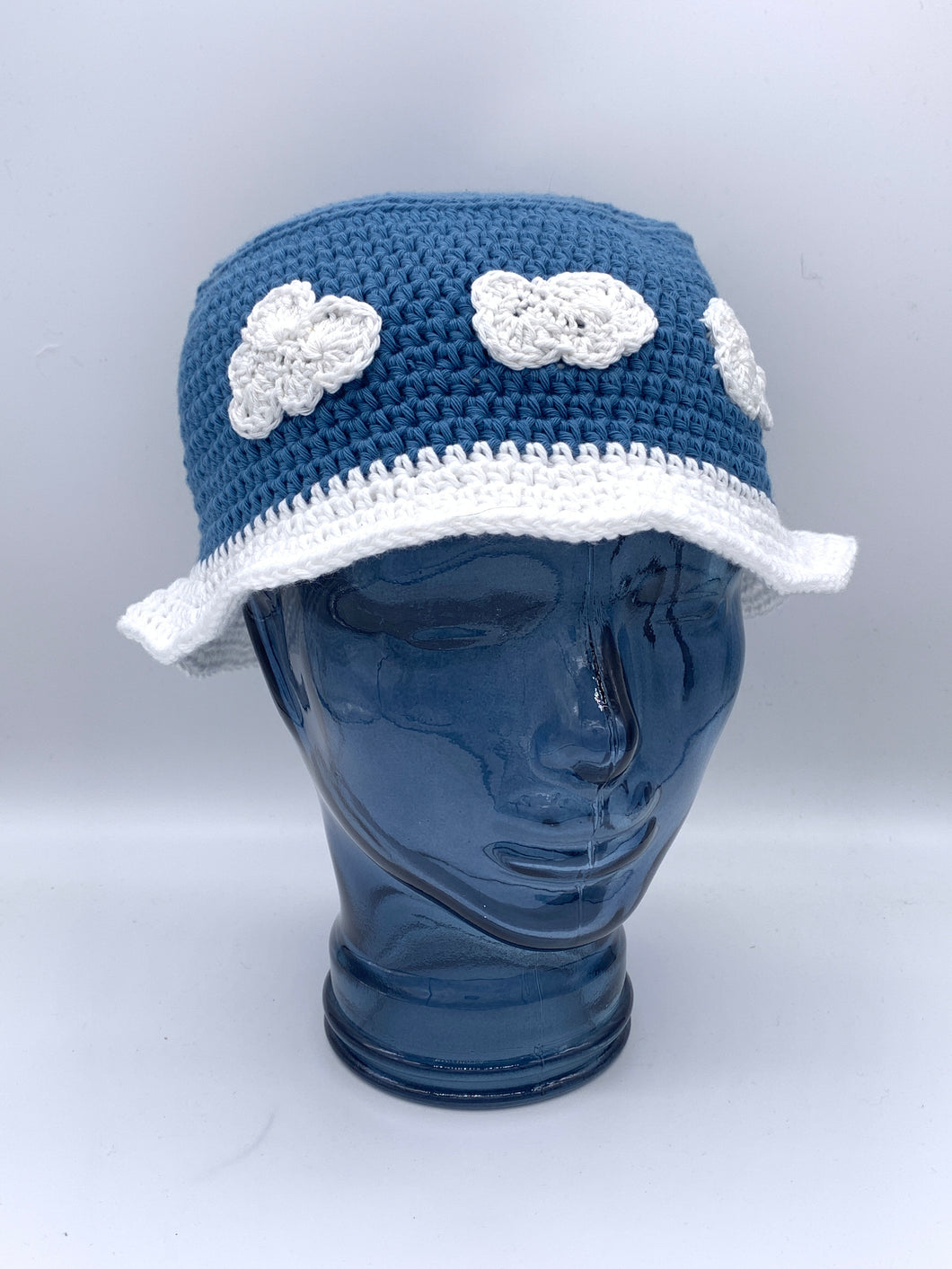 Crochet blue bucket hat with clouds - Size M Teen/ Adult
