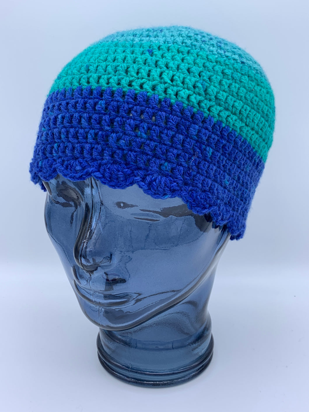 Crochet two-tone green and blue beanie hat - Size medium adult