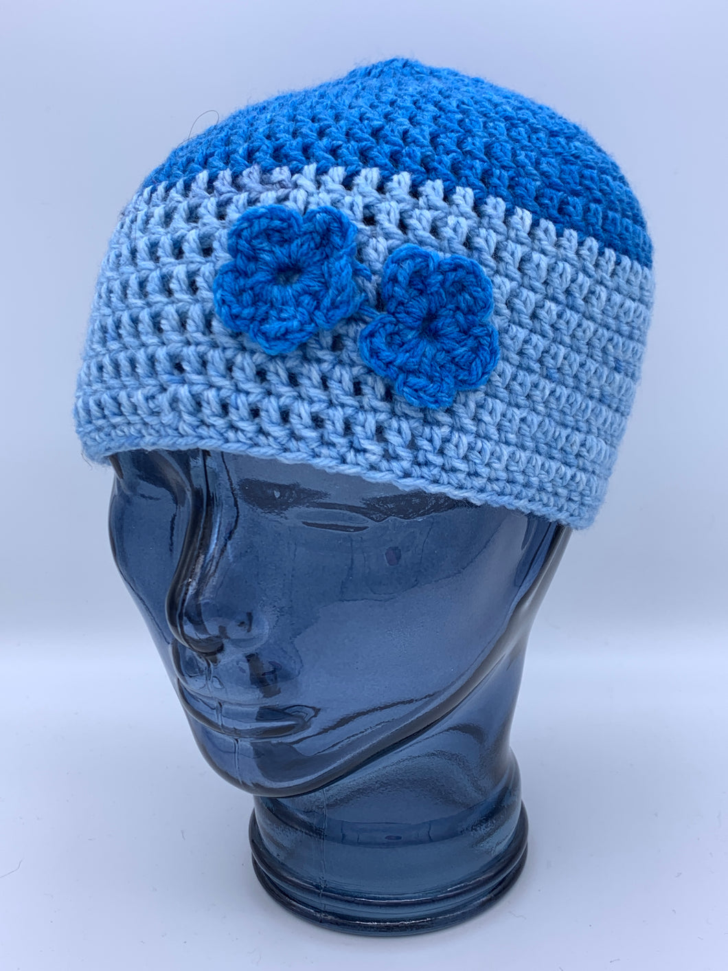 Crochet two-tone blue beanie hat with flower detail - Size Teen/small adult